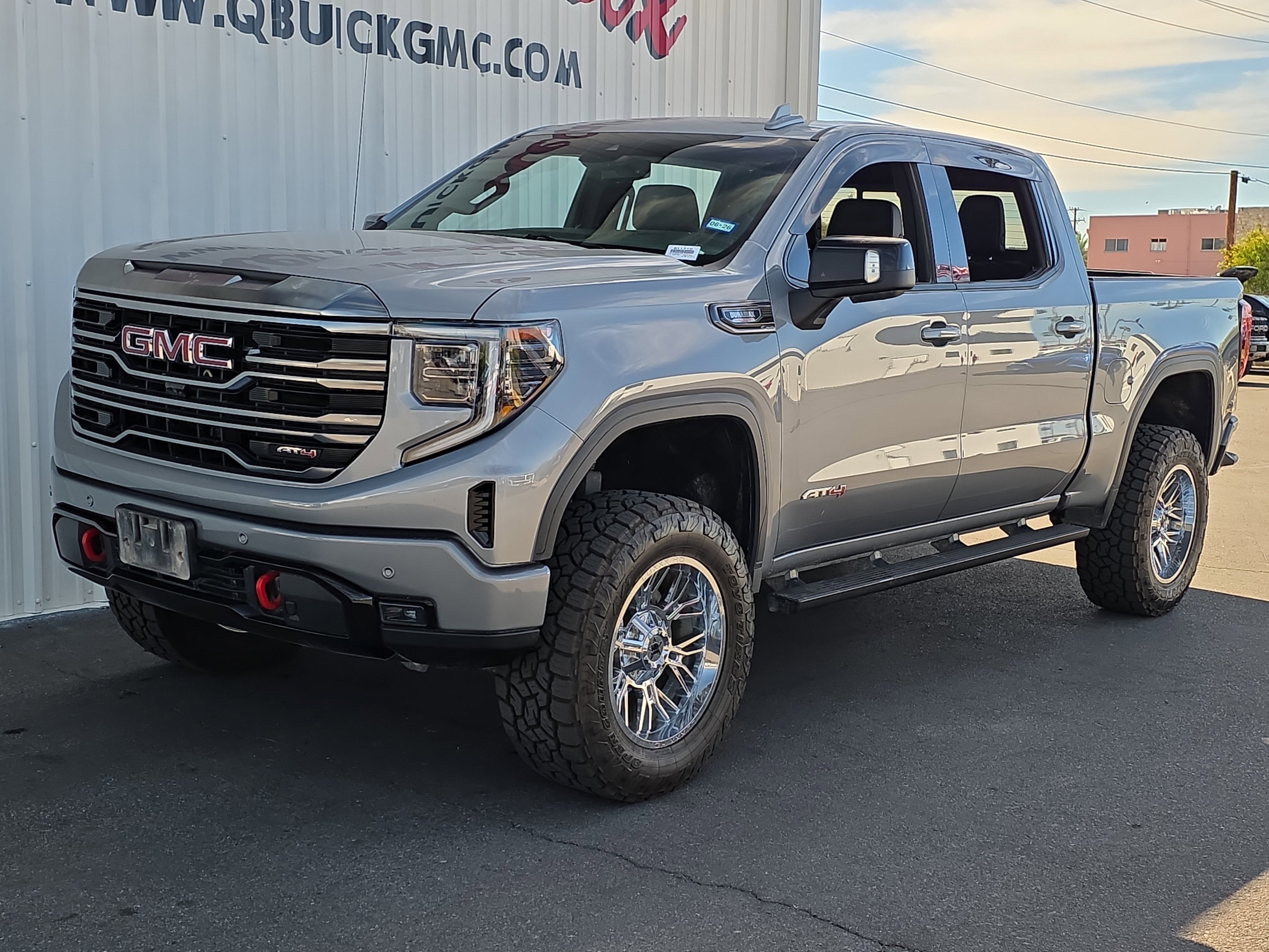 Used 2024 GMC Sierra 1500 AT4 w/ AT4 Preferred Package image 3