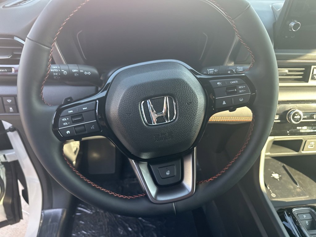 New 2025 Honda Pilot TrailSport image 8