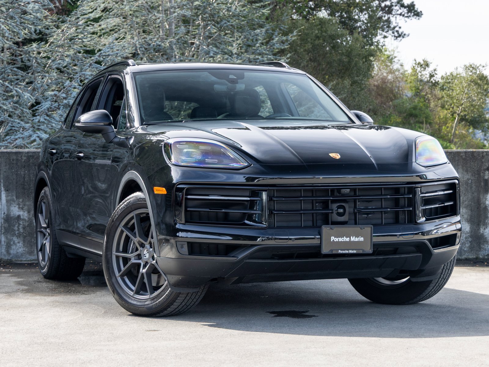 Certified 2025 Porsche Cayenne image 6