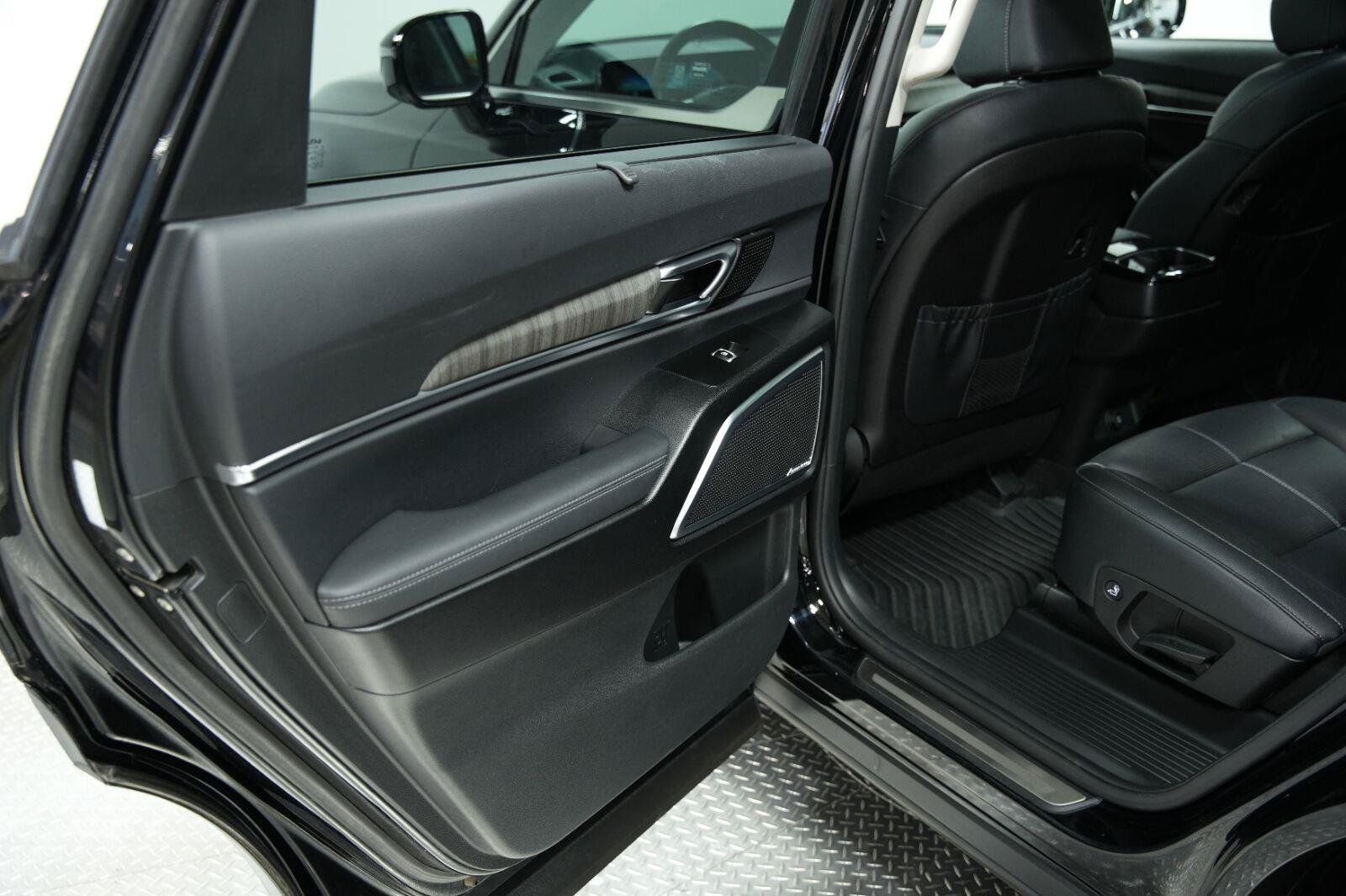 Used 2023 Kia Telluride SX AWD/4WD image 23