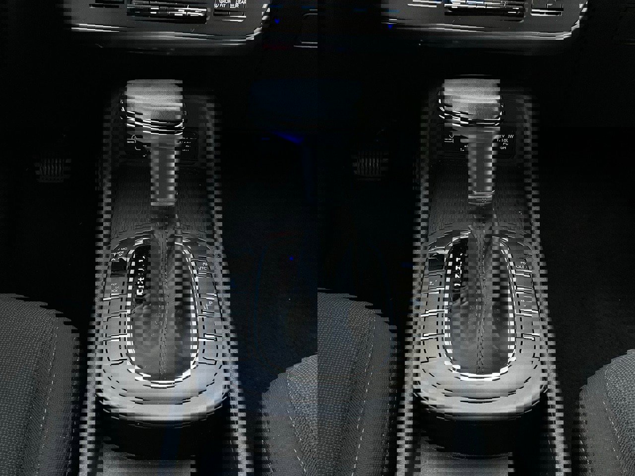 Used 2025 Hyundai Kona SEL image 23