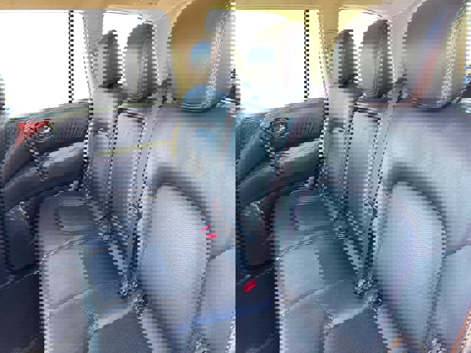 Used 2019 Nissan Armada SL w/ Premium Package image 16