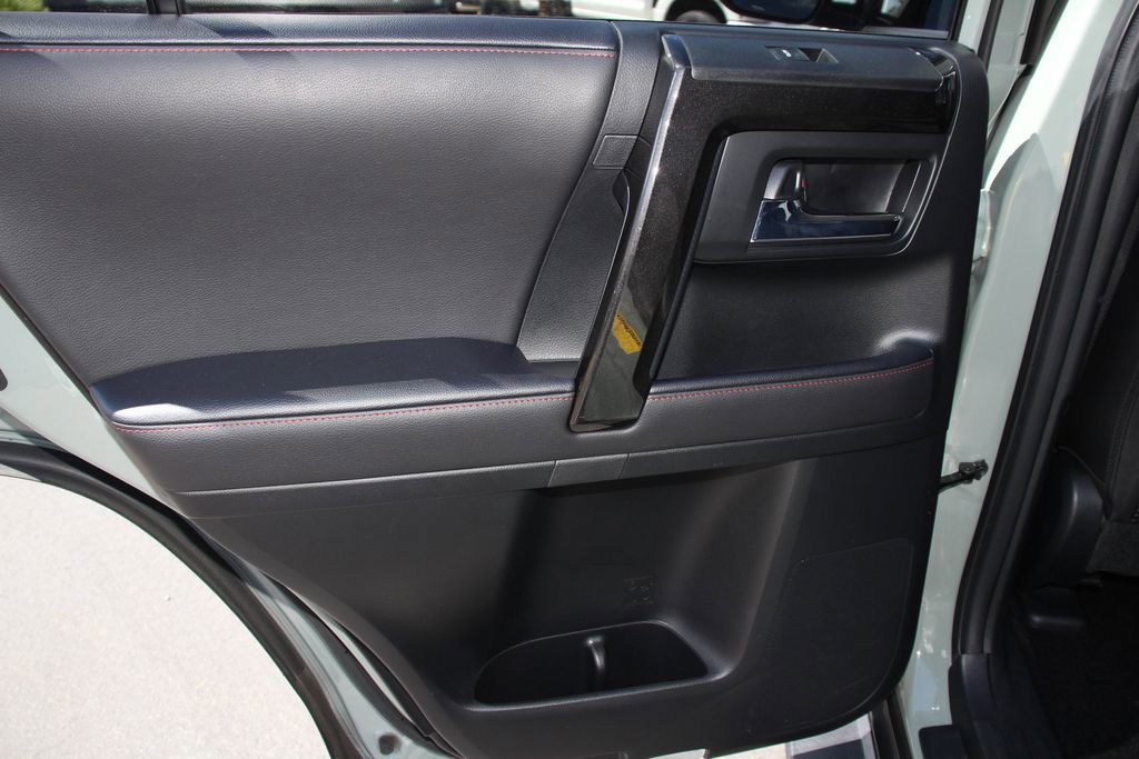 Used 2023 Toyota 4Runner TRD Off-Road Premium w/ Moonroof Package AWD/4WD image 18