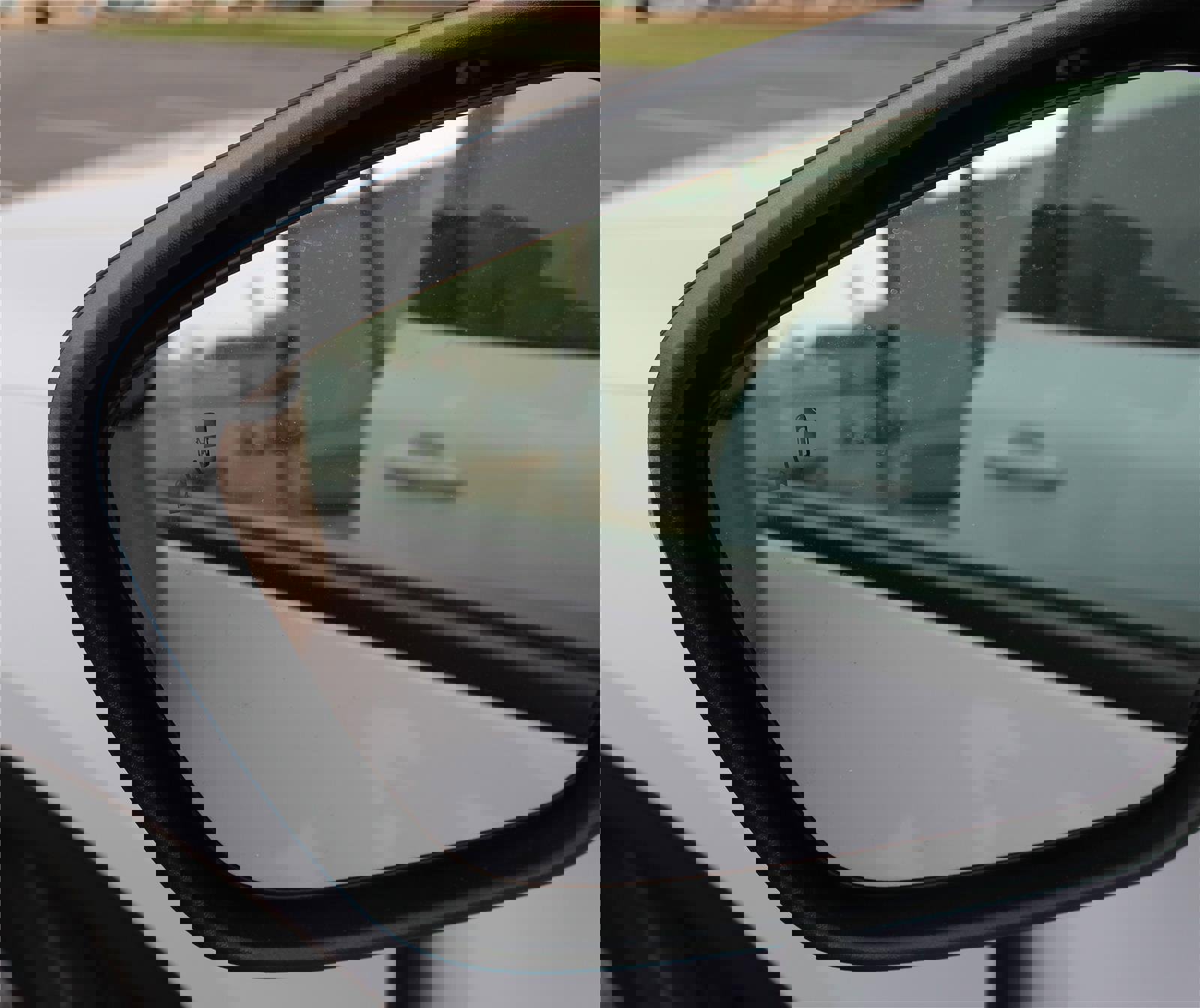 Used 2022 Ford Escape SE image 3