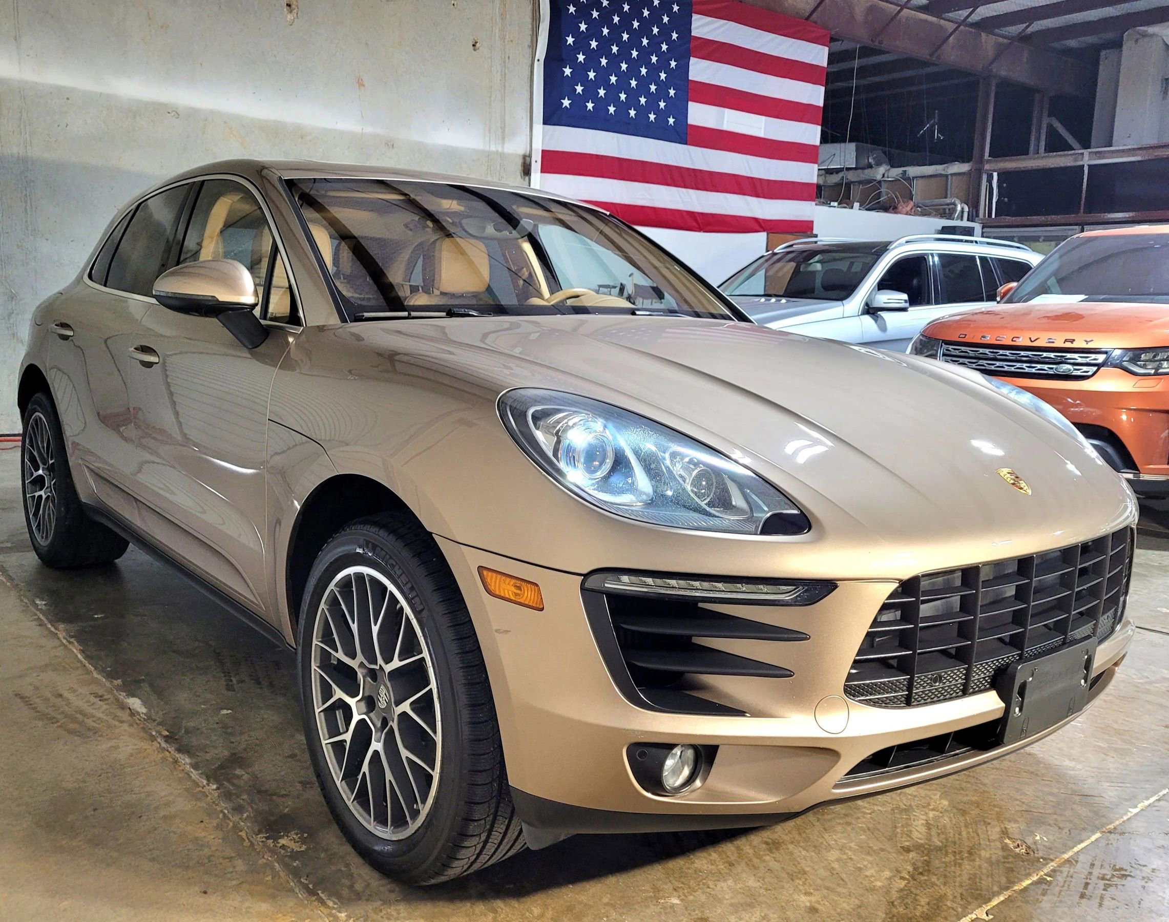 Used 2015 Porsche Macan S AWD/4WD image 4