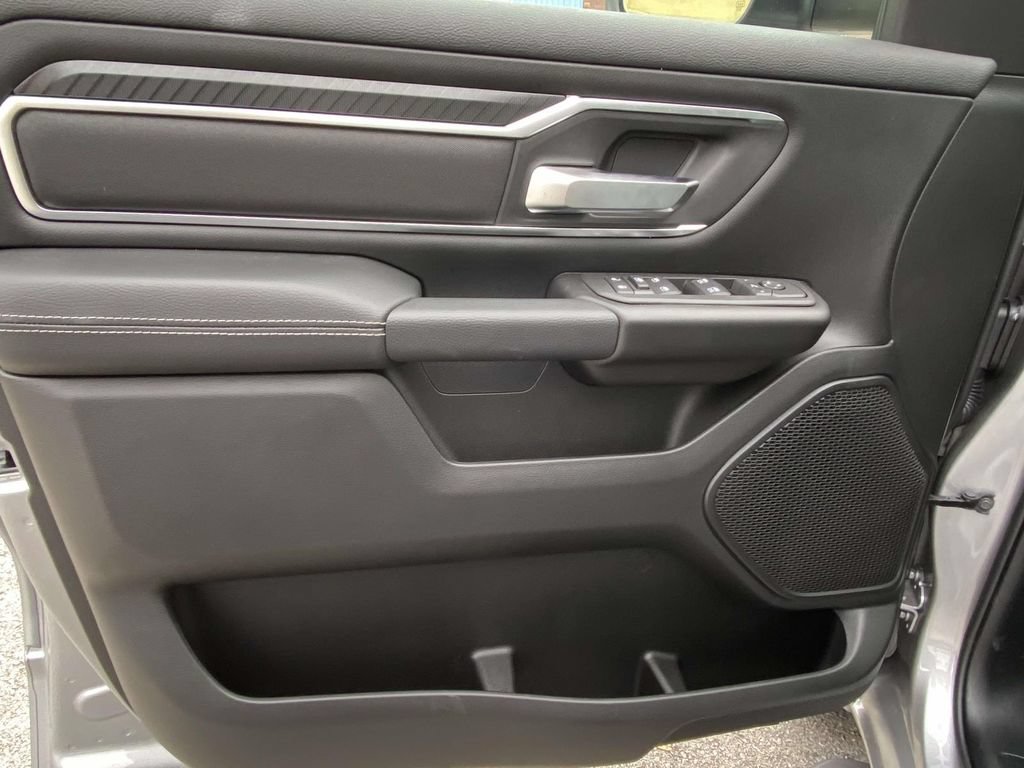 New 2026 RAM 1500 Big Horn AWD/4WD image 13
