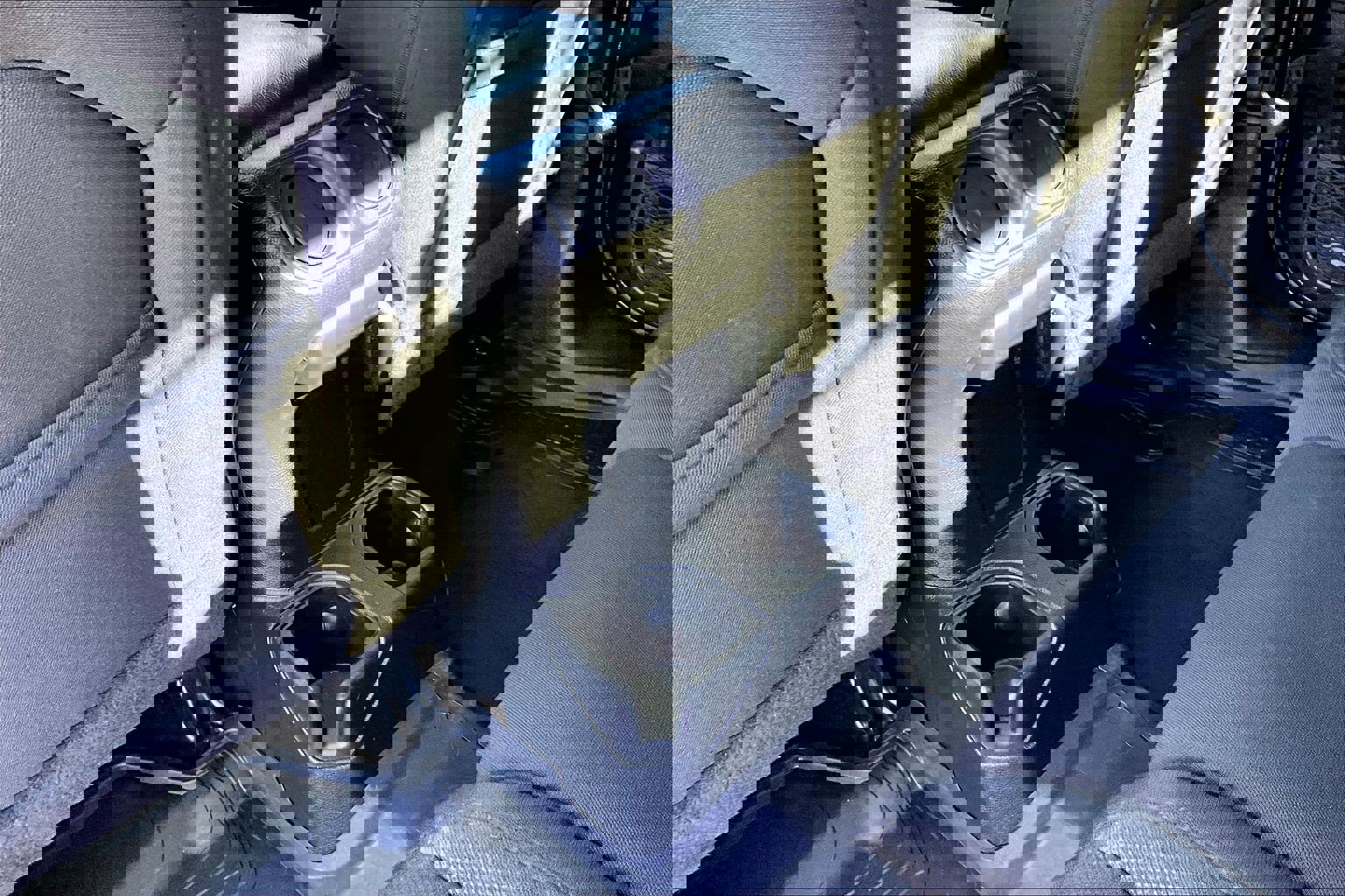 Used 2023 Jeep Gladiator Sport image 11