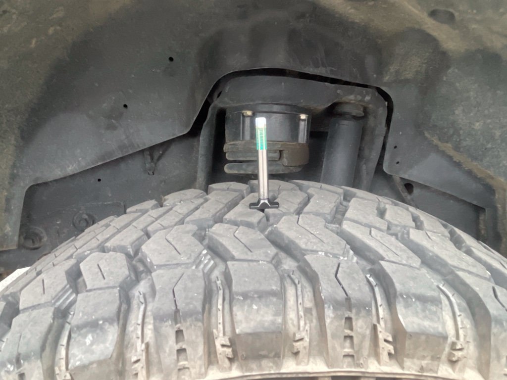 Used 2017 RAM 3500 Laramie AWD/4WD image 12