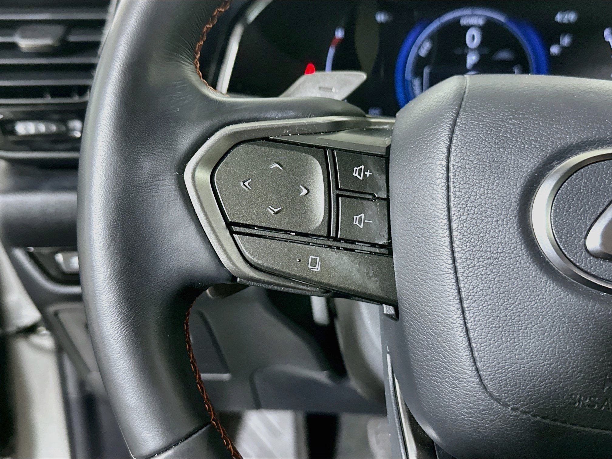 Used 2024 Lexus NX 350h AWD image 16