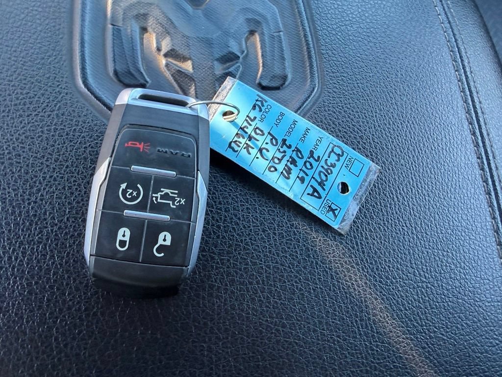 Used 2019 RAM 2500 Laramie w/ Night Edition AWD/4WD image 35