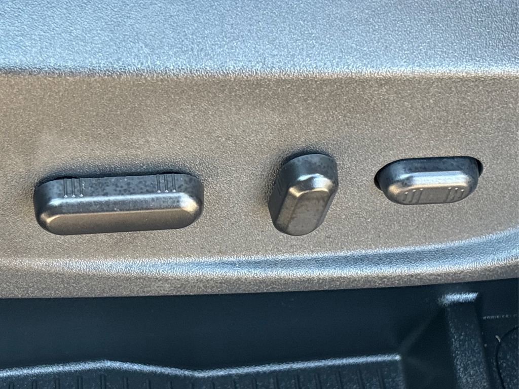 Used 2018 Ford Escape SE w/ SE Sync 3 Package image 34