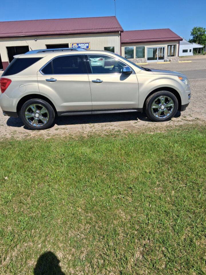 Used 2011 Chevrolet Equinox LTZ FWD image 3