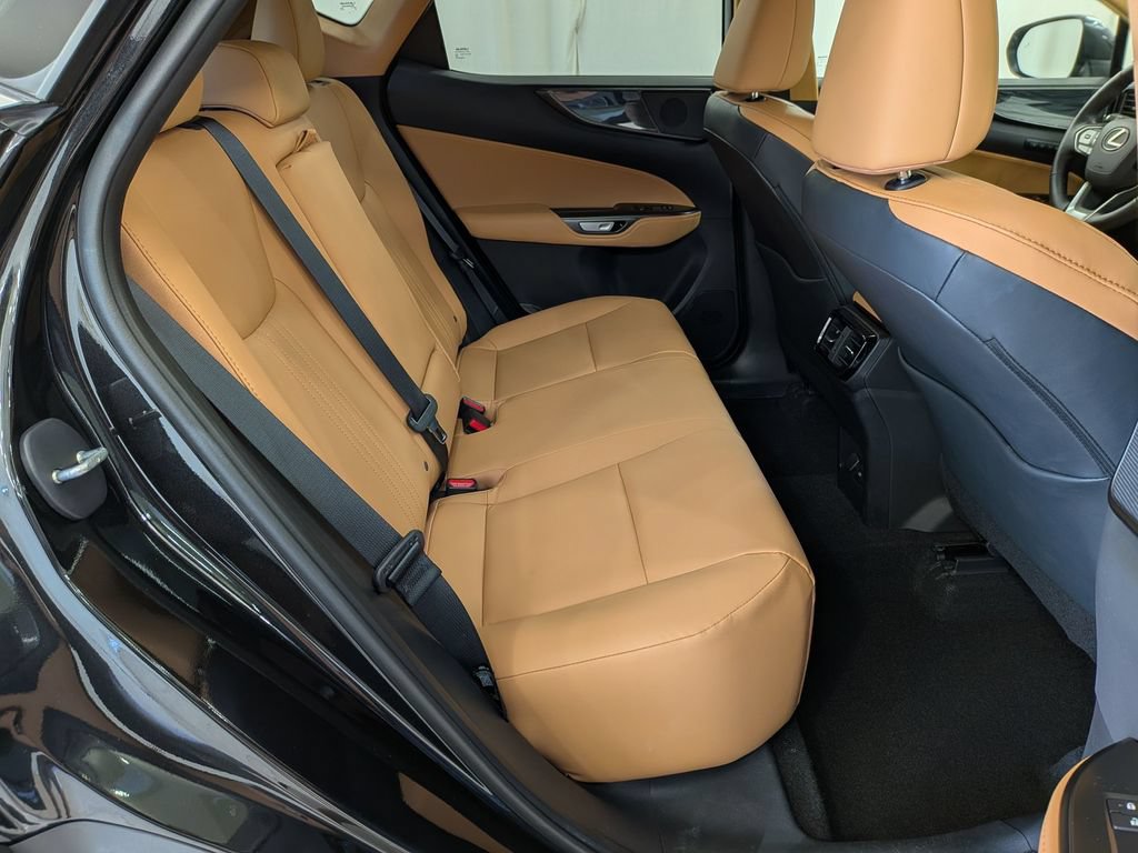 Certified 2025 Lexus NX 350 AWD w/ Accessory Package (P3) image 33