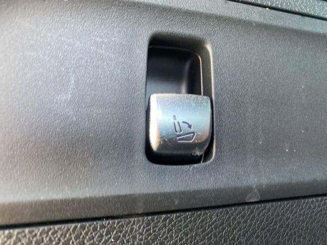 Used 2017 Mercedes-Benz GLC 300 GLC 300 image 23