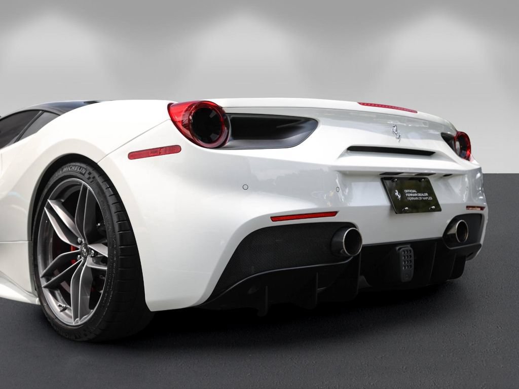 Certified 2019 Ferrari 488 GTB RWD image 16