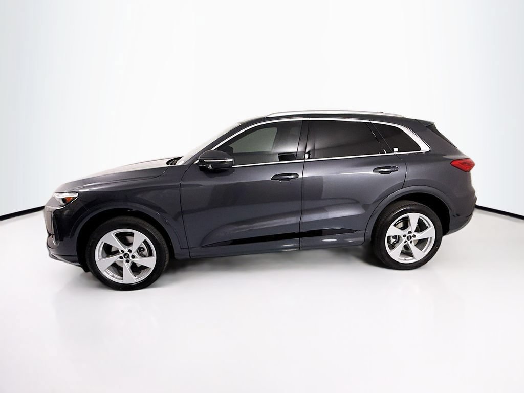 Used 2026 Audi Q5 Premium AWD/4WD image 8