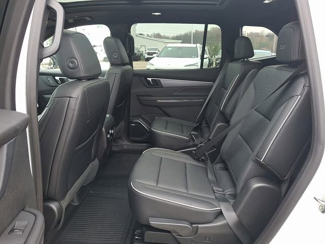 New 2026 Buick Enclave Sport Touring image 11