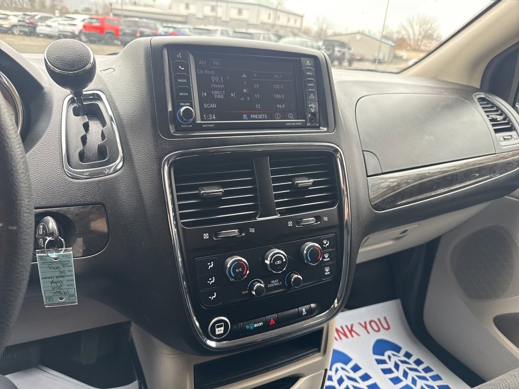 Used 2019 Dodge Grand Caravan SE w/ Power Convenience Group I image 22