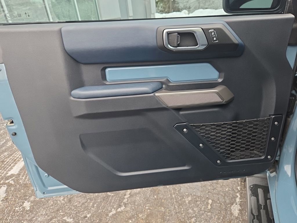 Used 2021 Ford Bronco Outer Banks image 10