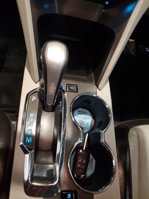 Used 2010 Chevrolet Equinox LT w/ Chrome Appearance Package image 26