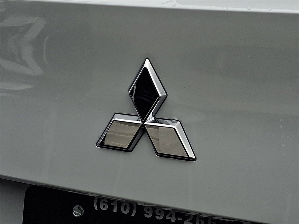 New 2026 Mitsubishi Outlander ES image 14