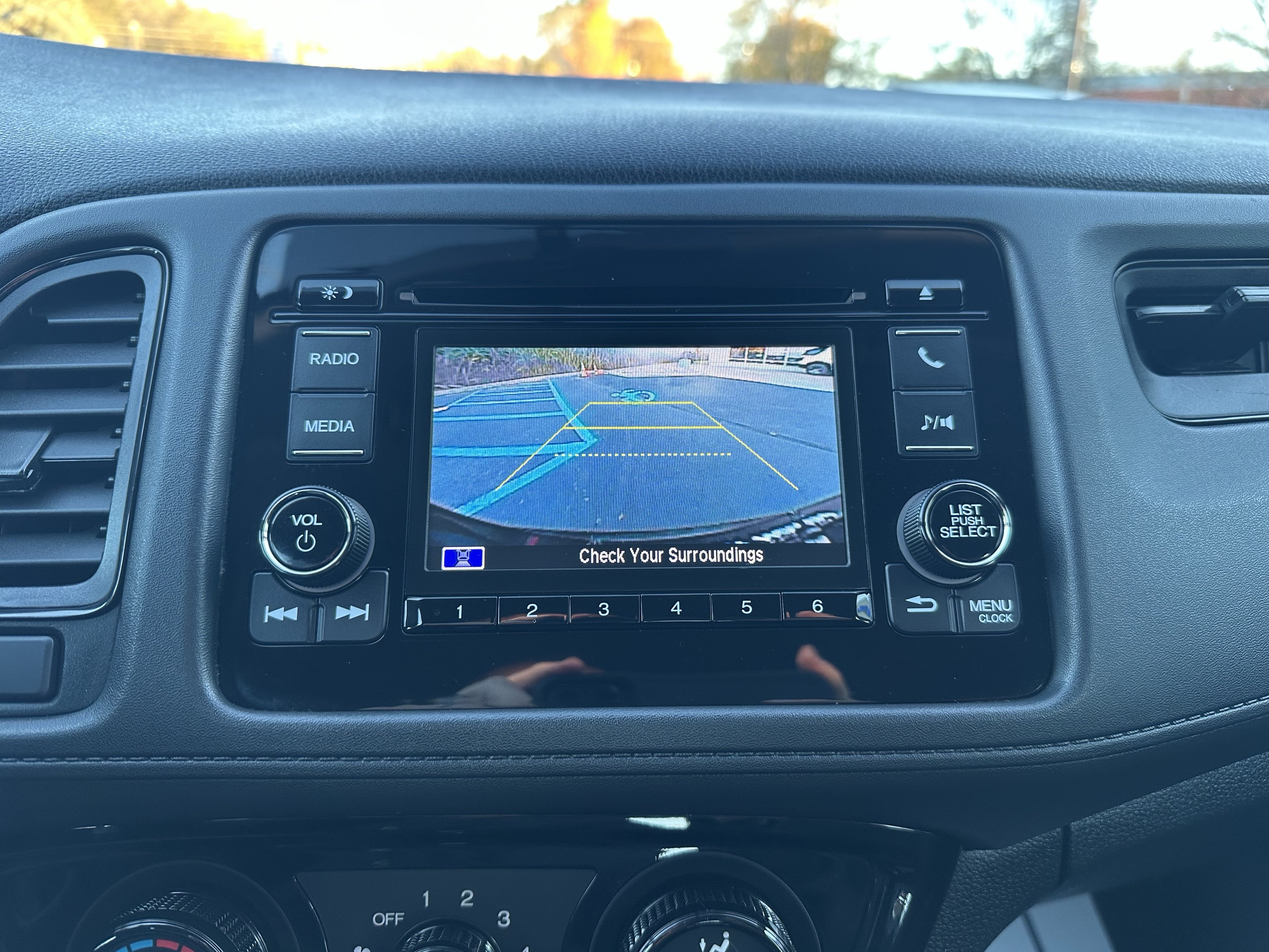 Used 2020 Honda HR-V LX image 15