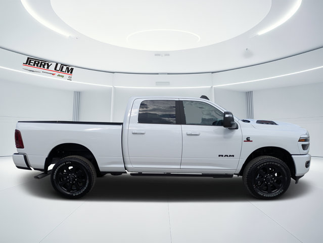 New 2026 RAM 2500 Laramie AWD/4WD image 2