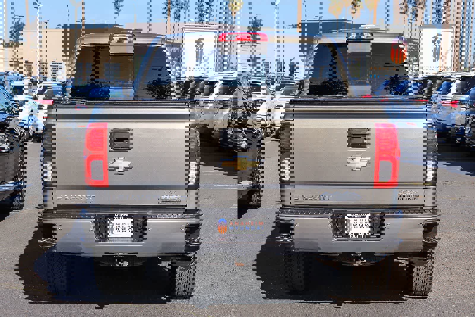 Used 2017 Chevrolet Silverado 1500 High Country image 6