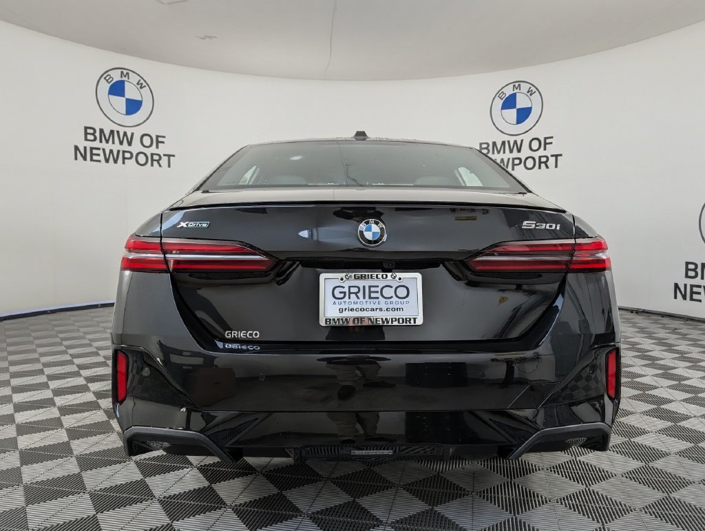 New 2027 BMW 530i xDrive w/ M Sport Package AWD/4WD image 7