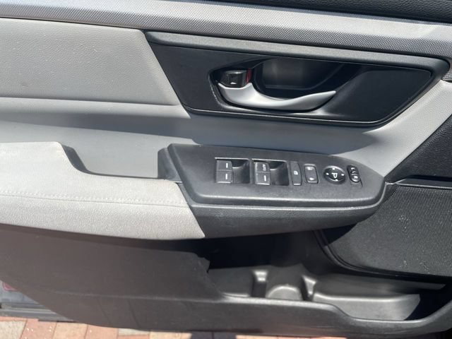 Used 2017 Honda CR-V LX image 10