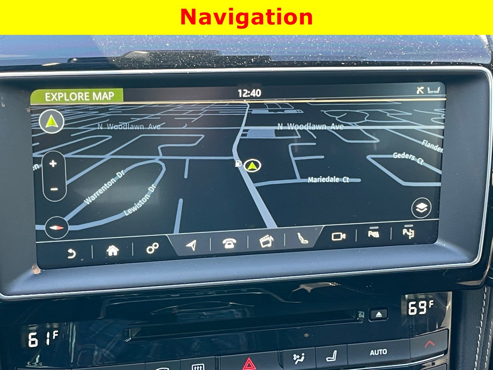 Used 2017 Jaguar F-PACE S image 11