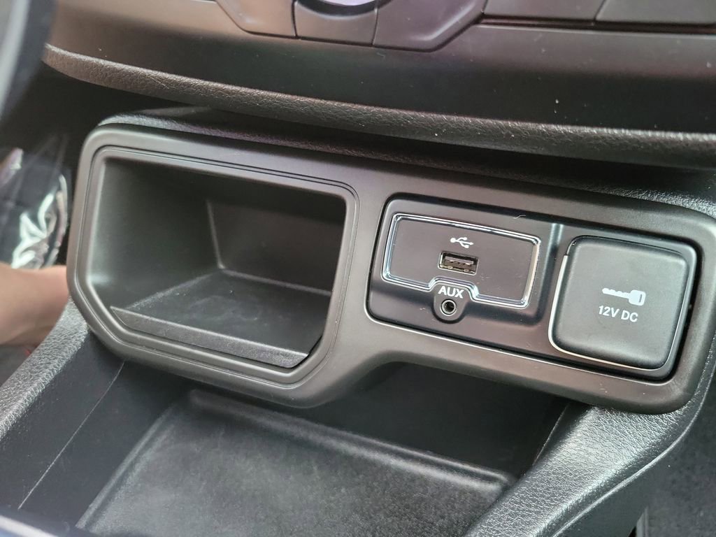 Used 2019 Jeep Renegade Altitude w/ Quick Order Package 22M FWD image 36