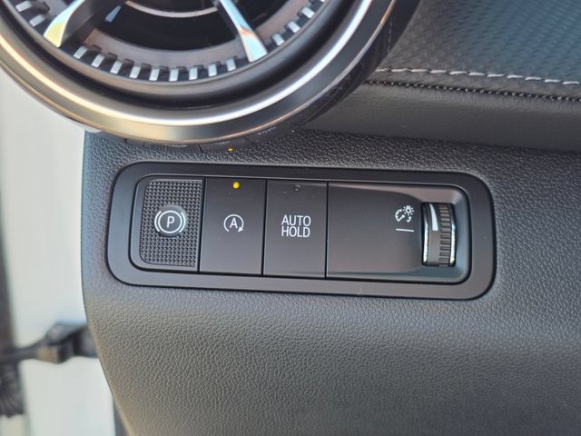 New 2027 Chevrolet Equinox LT w/ Convenience Package II FWD image 34