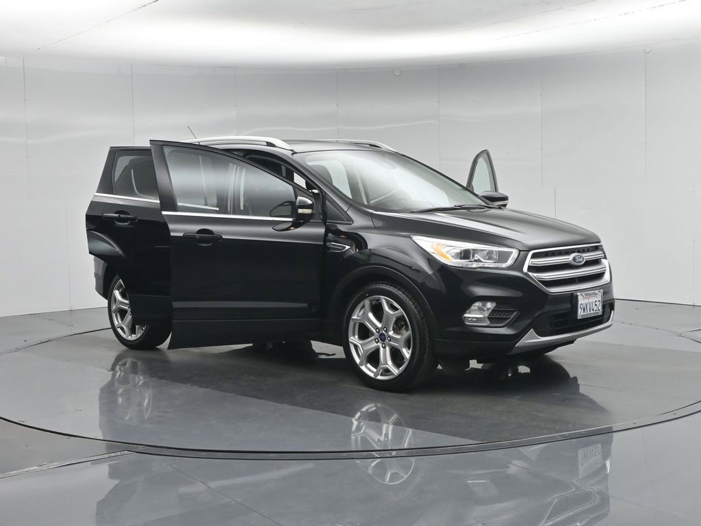 Certified 2017 Ford Escape Titanium w/ Equipment Group 301A image 28