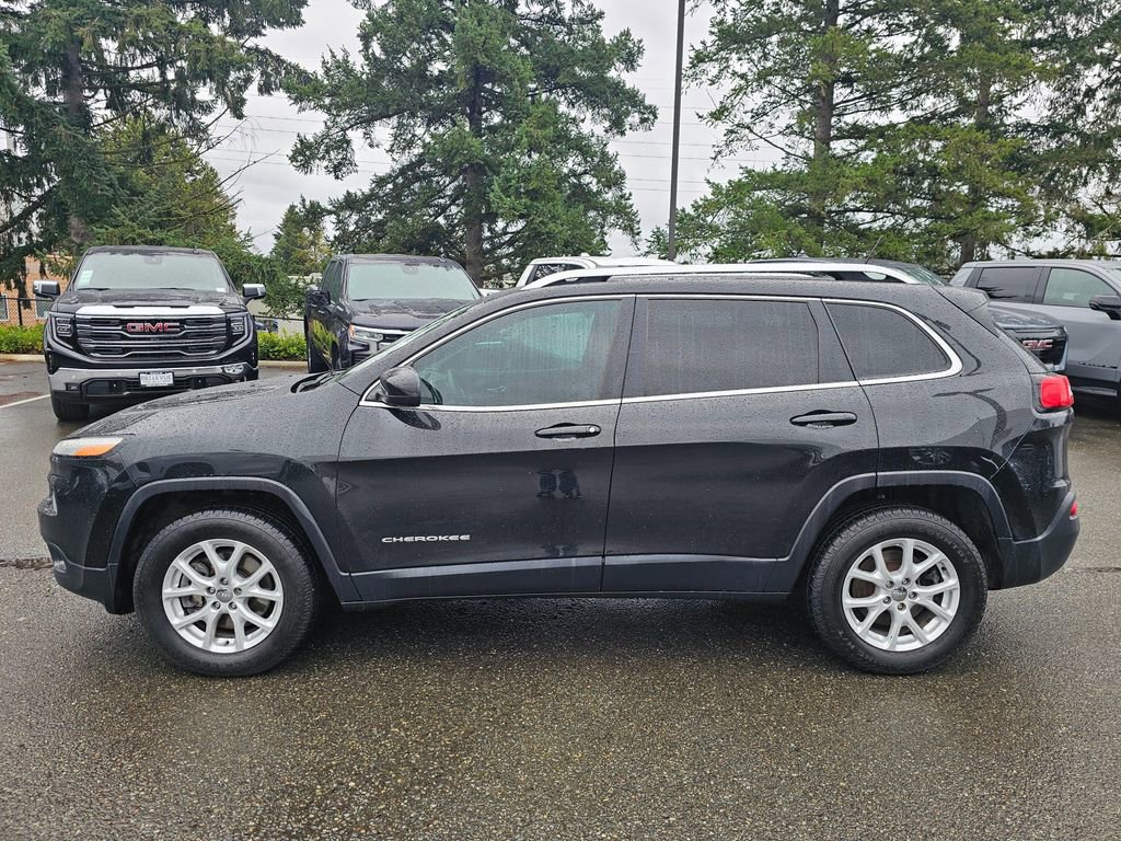Used 2015 Jeep Cherokee Latitude w/ Cold Weather Group image 2
