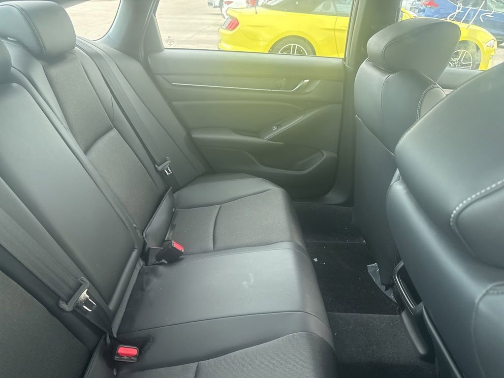 Used 2022 Honda Accord Sport image 13