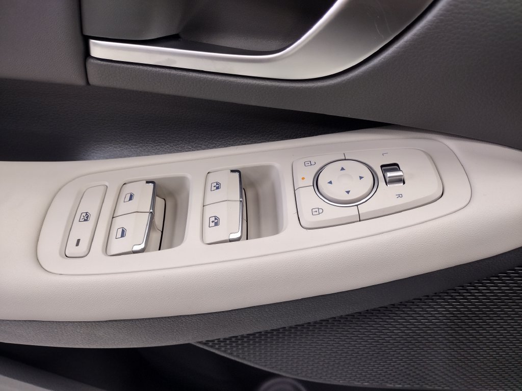 New 2026 Hyundai Sonata SEL AWD/4WD image 17