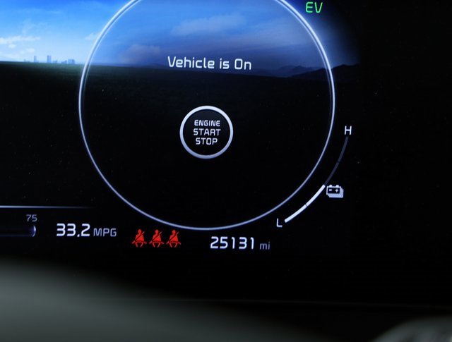 Used 2024 Kia Sportage SX Prestige image 10