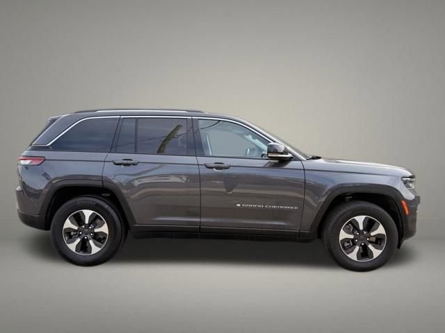 Used 2023 Jeep Grand Cherokee 4xe image 6