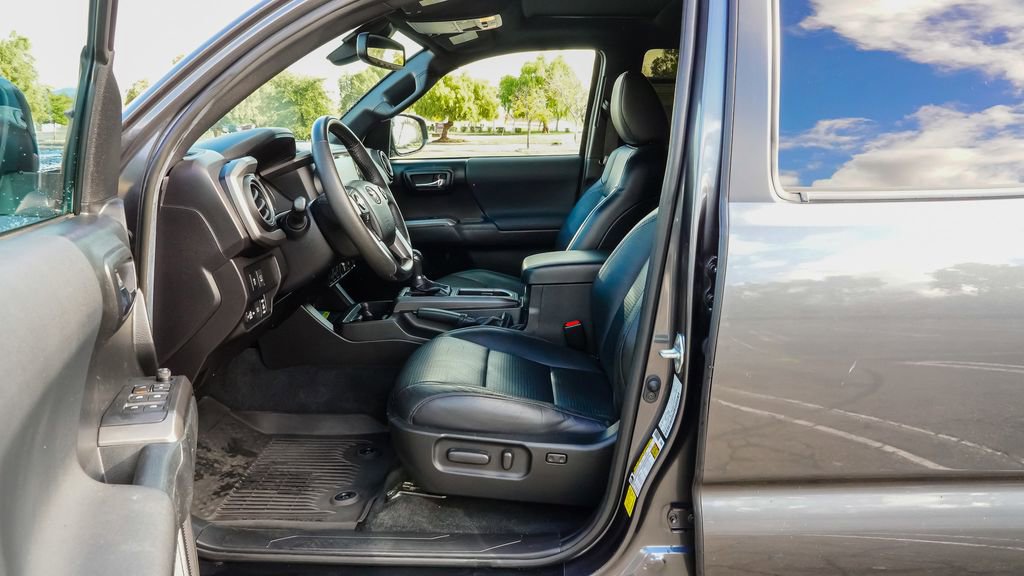 Used 2022 Toyota Tacoma image 14