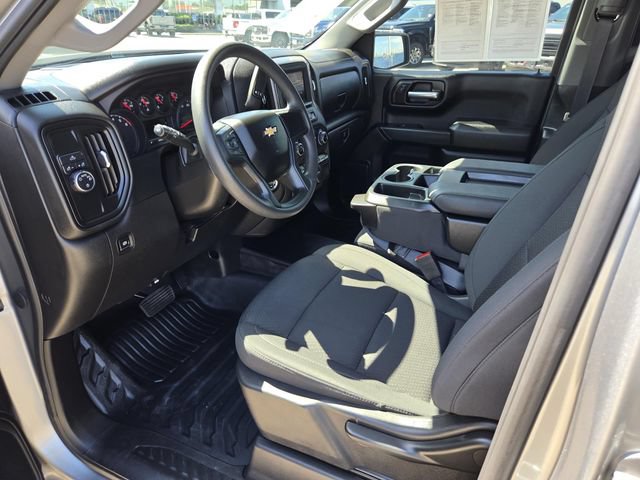 Used 2025 Chevrolet Silverado 1500 W/T w/ WT Value Package RWD image 3