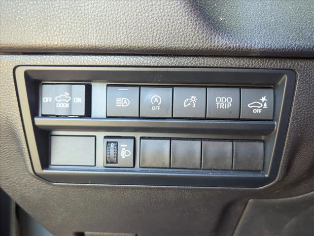 Used 2024 Toyota Tundra SR5 w/ SR5 Convenience Package image 18