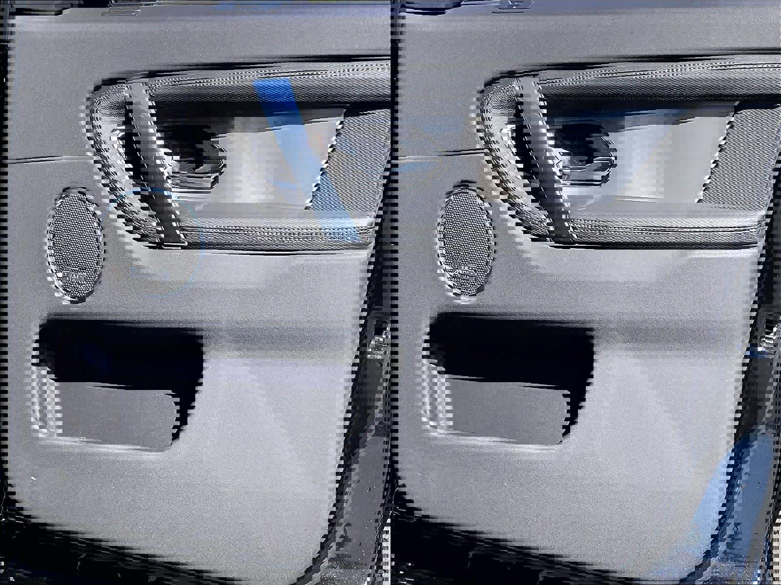 Used 2025 Land Rover Discovery Sport Dynamic SE image 26