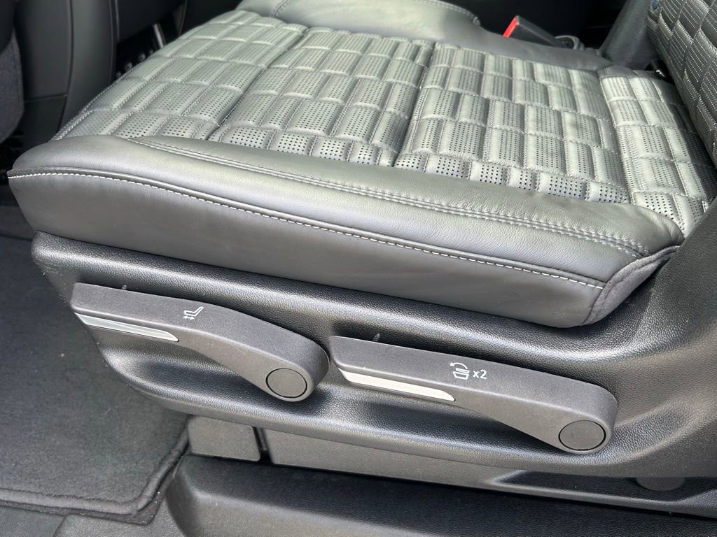 Used 2024 Cadillac Escalade ESV Sport Platinum w/ LPO, ONYX Package image 64