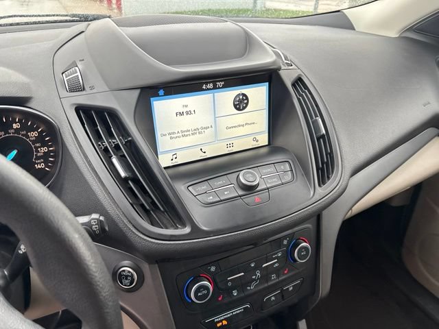 Used 2019 Ford Escape SE FWD image 16