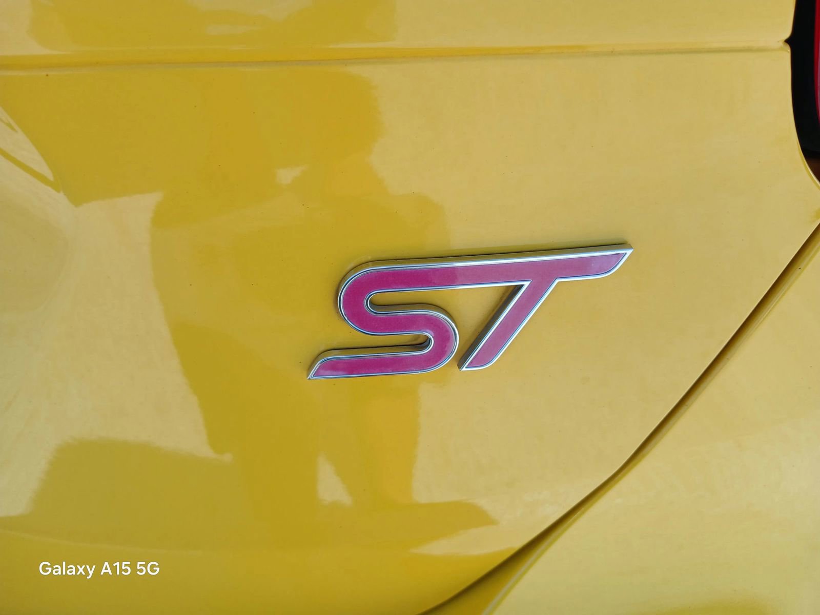 Used 2018 Ford Focus ST FWD image 16