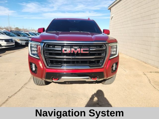Used 2024 GMC Yukon AT4 w/ Technology Package image 3