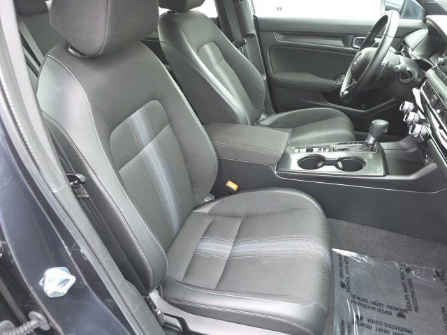 Used 2025 Honda Civic Sport image 10