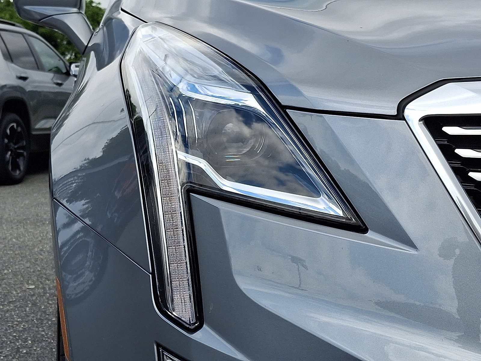 Certified 2023 Cadillac XT5 Premium Luxury FWD image 10