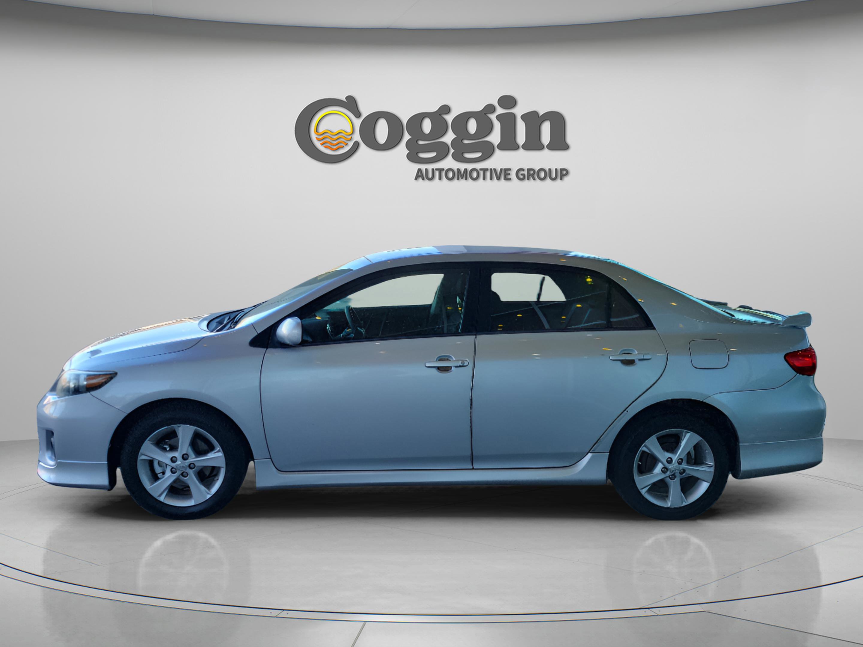 Used 2013 Toyota Corolla S image 4